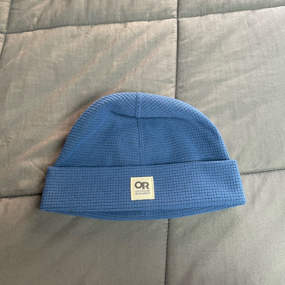 NWOT Outdoor Research Thermal Blue Beanie